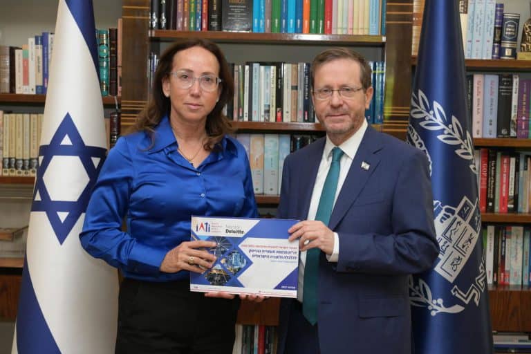 נשיא המדינה וקרין מאיר רובינשטין דוח ההיי טק